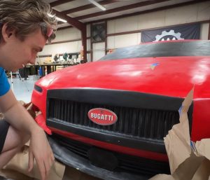 youtuber compra bugatti alibaba