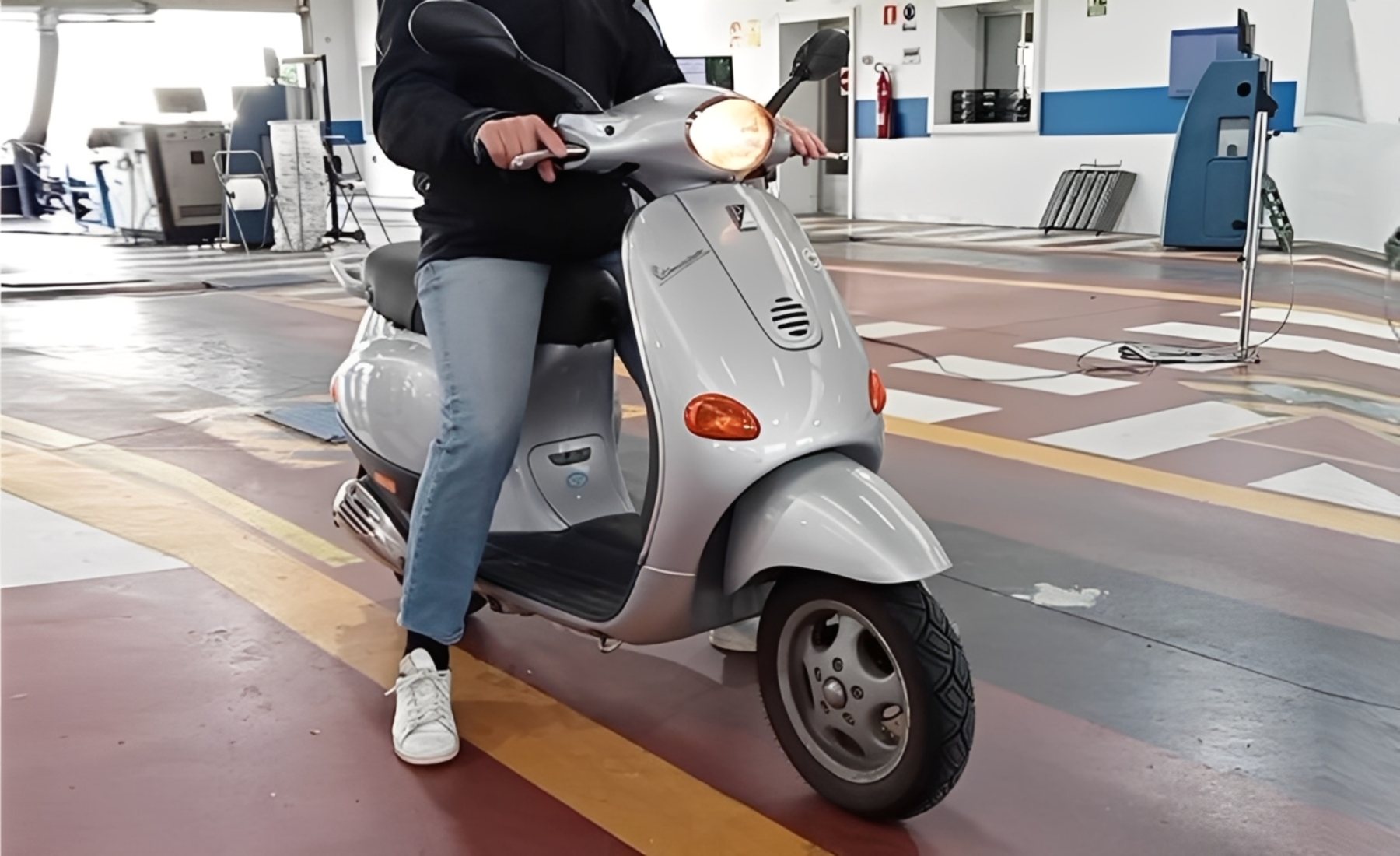 Ciclomotor estación ITV