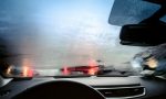Por qué se empañan los cristales del coche y el truco más eficaz para desempañarlos al instante