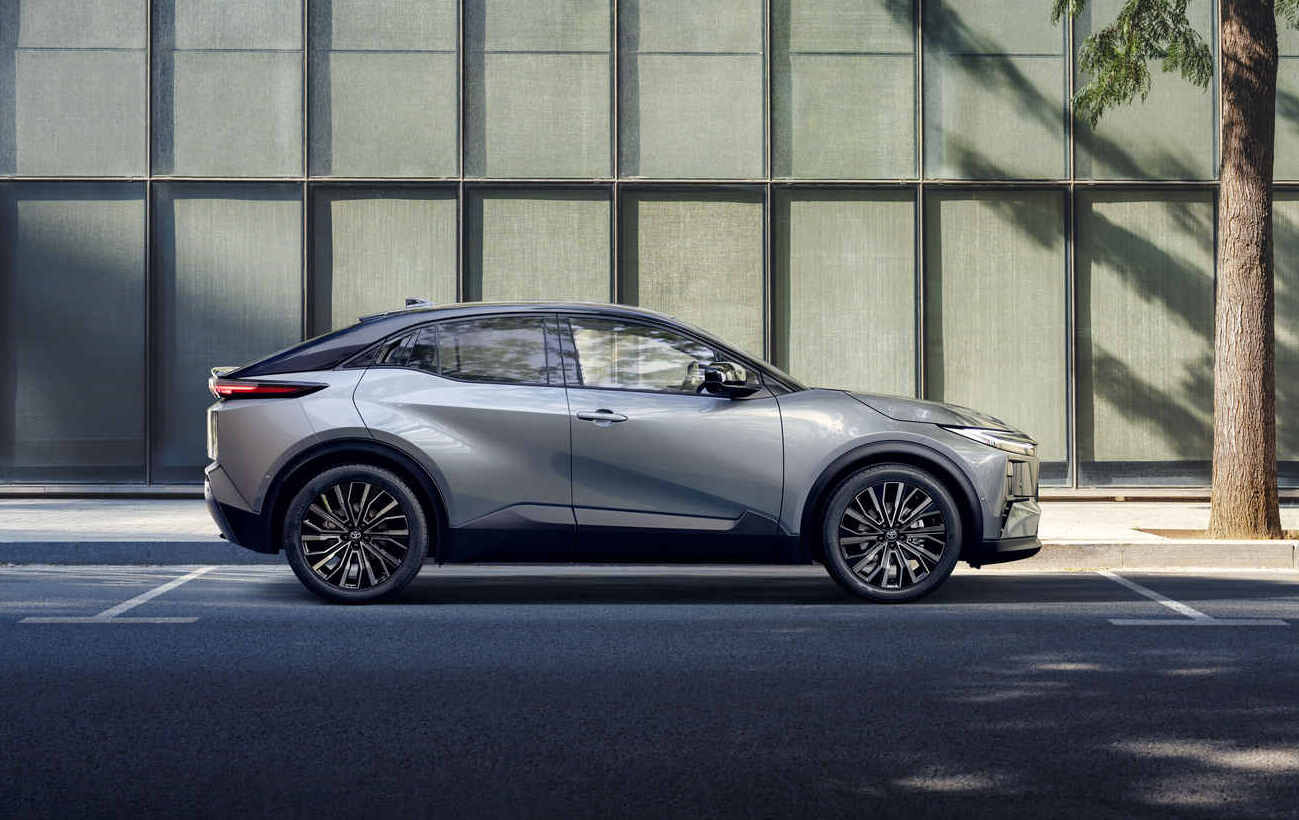 Toyota C-HR + Electric