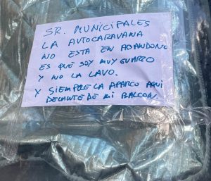 autocaravana abanonada