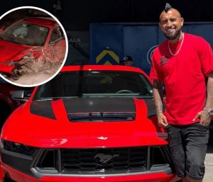 arturo vidal ford mustang