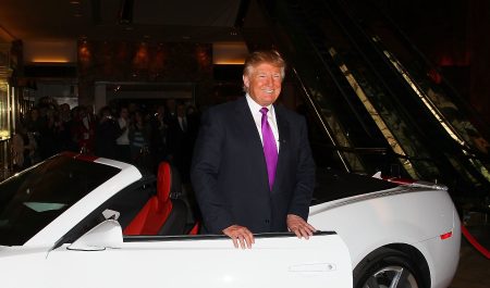 Donald Trump coche
