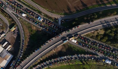 tractores-grecia-atasco.