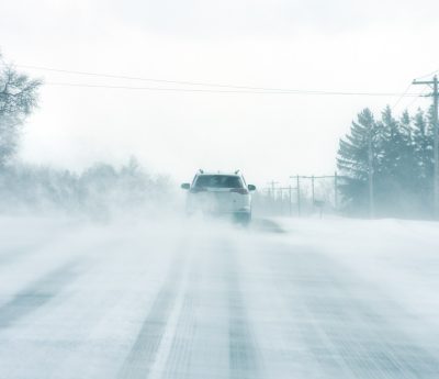 Adelantar carretera nevada
