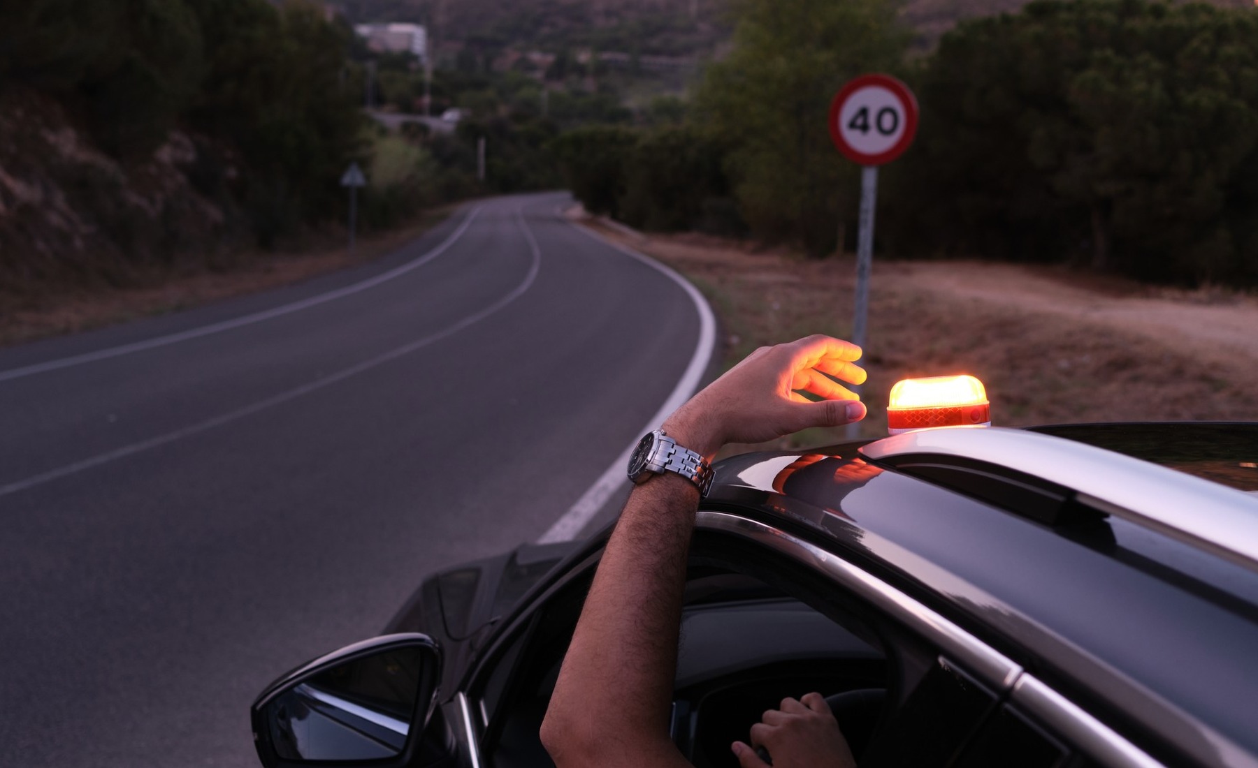 Baliza V-16 techo coche