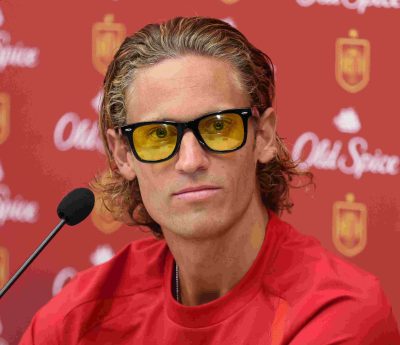 marcos llorente gafas amarillas