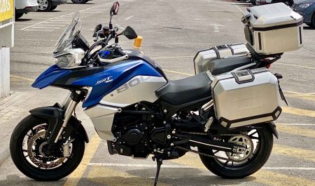 Prueba QJ Motor SRT 800