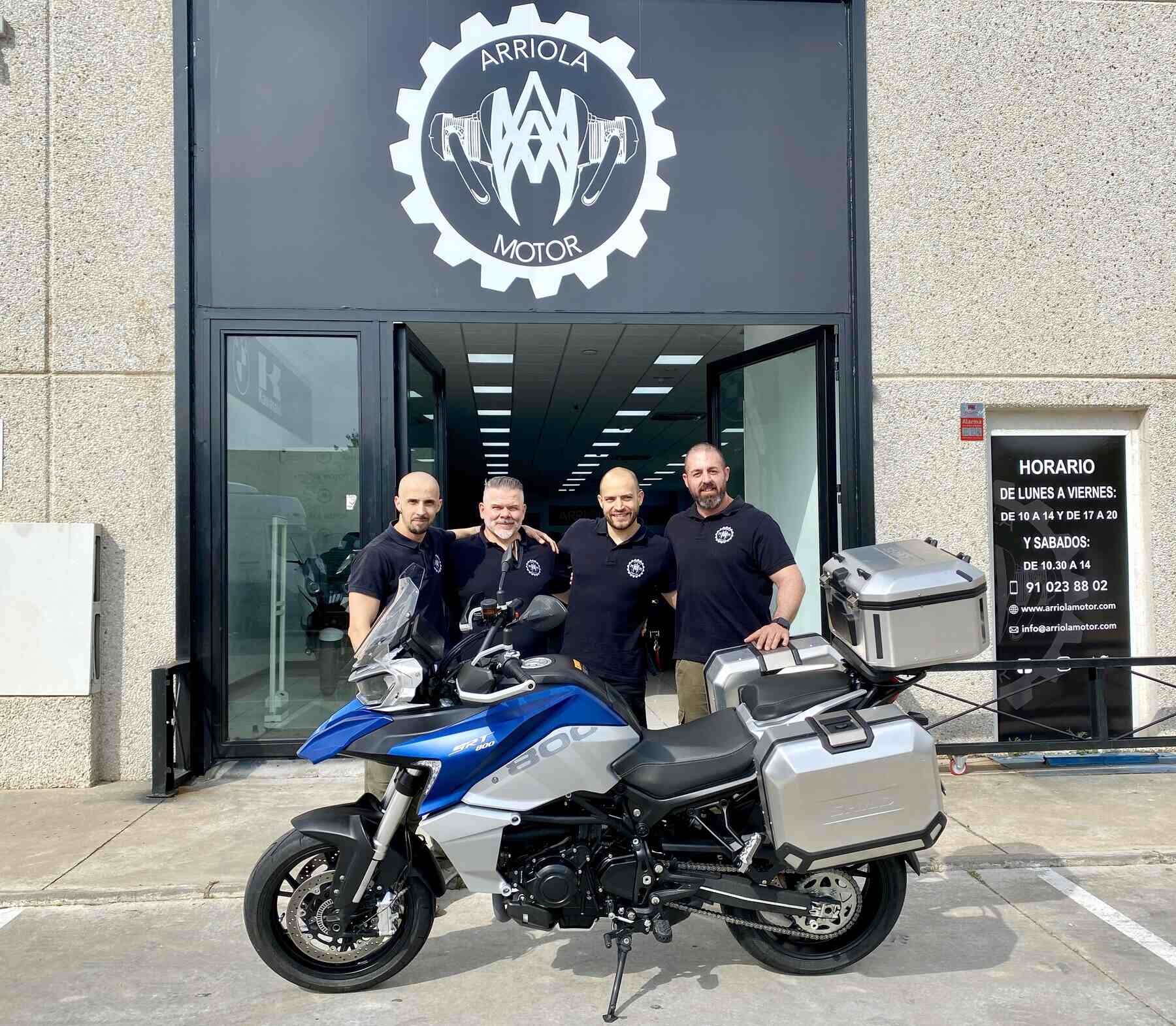 Prueba QJ Motor SRT 800