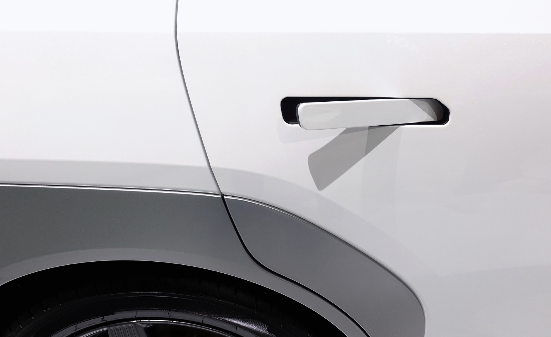 Tirador puerta coche enrasado