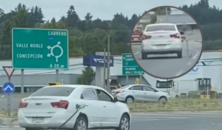 coche manguera repostar colgando