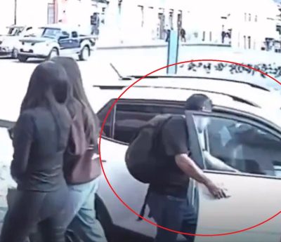 robo de coche puerta abierta