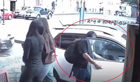 robo de coche puerta abierta