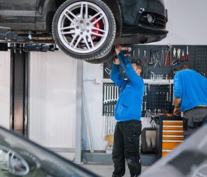 Reparación coche taller