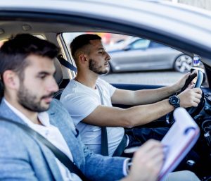 conductor joven carnet