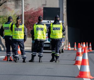 control policia francia