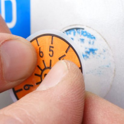 Un pequeño elemento en tu coche que puede acabar en multa 