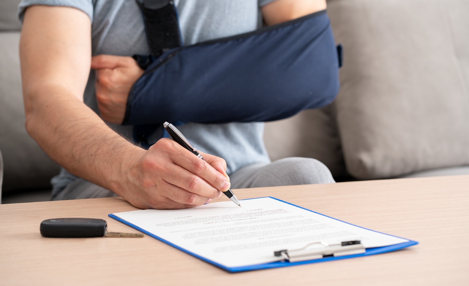 Firma indemnización seguro accidente coche