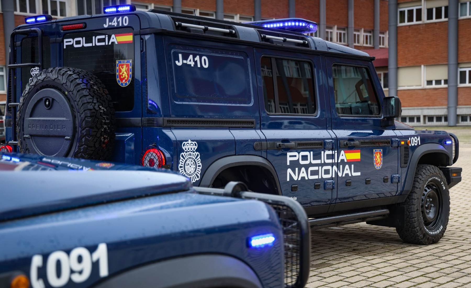 Ineos Grenadier Policía Nacional