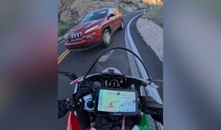 Motorista casi choque frontal