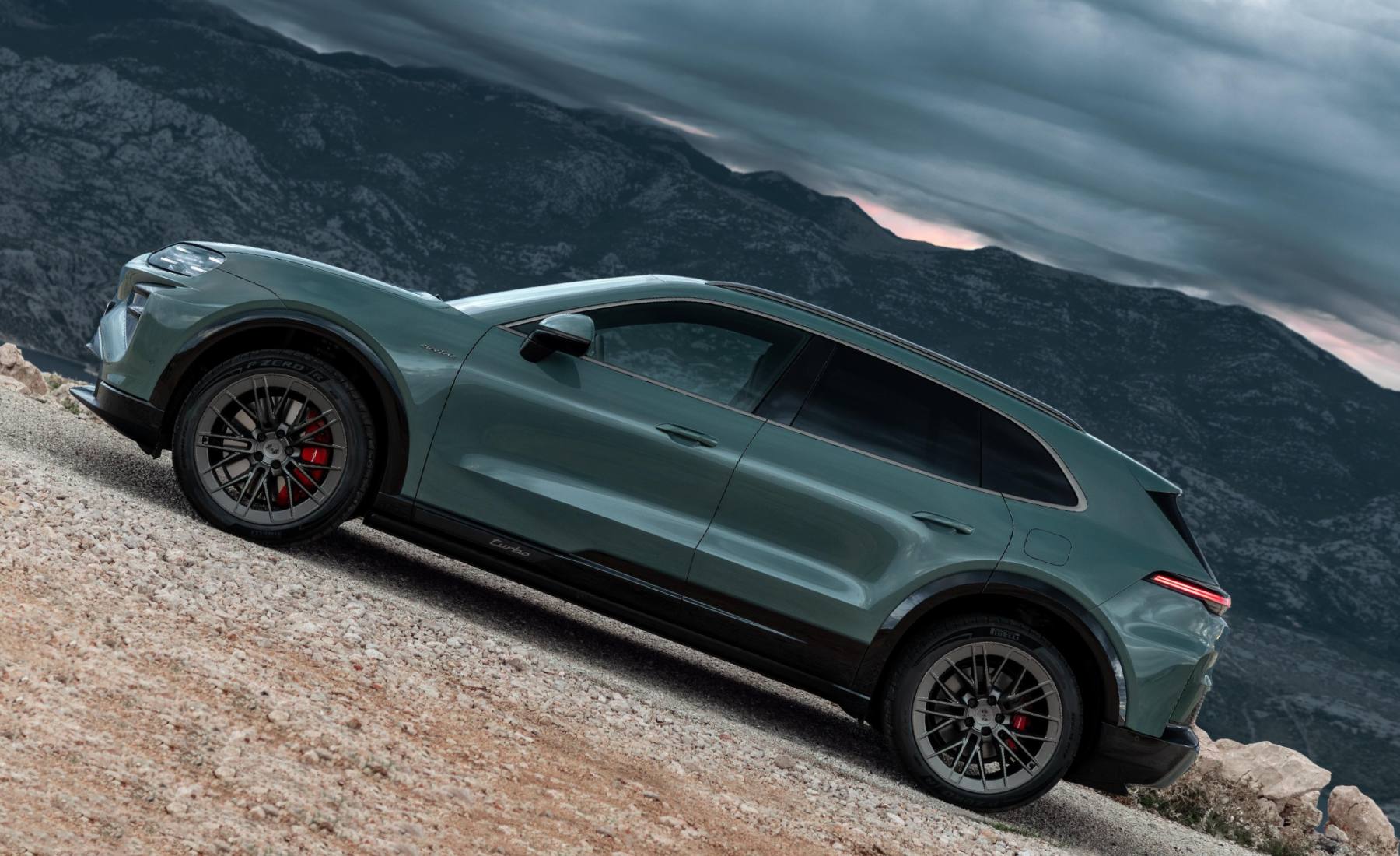 Porsche Cayenne Turbo Electric