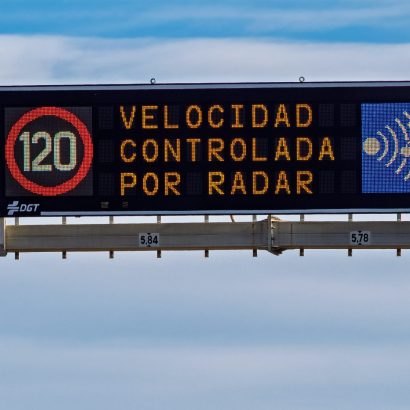 Adiós a las multas por despiste: por qué Google Maps y Waze fallan con algunos radares y cuál es la alternativa más fiable