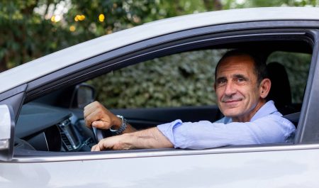 conductor 65 años carnet