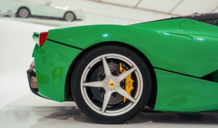 ferrari laferrari verde jamiroquai