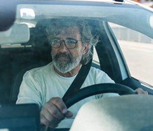 prohibido ir solo coche