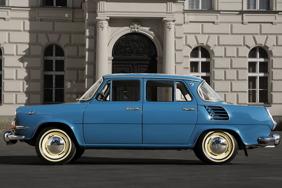 1000 MB, el primer Skoda de motor y tracción traseros