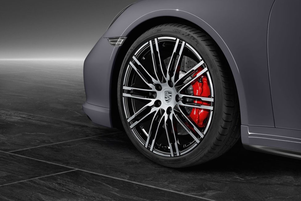 El 911 Turbo Cabriolet visto por Porsche Exclusive