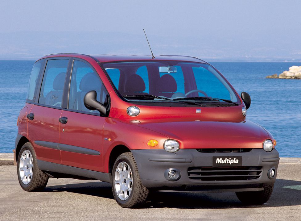 Diseños automovilísticos de los últimos años que no triunfaron