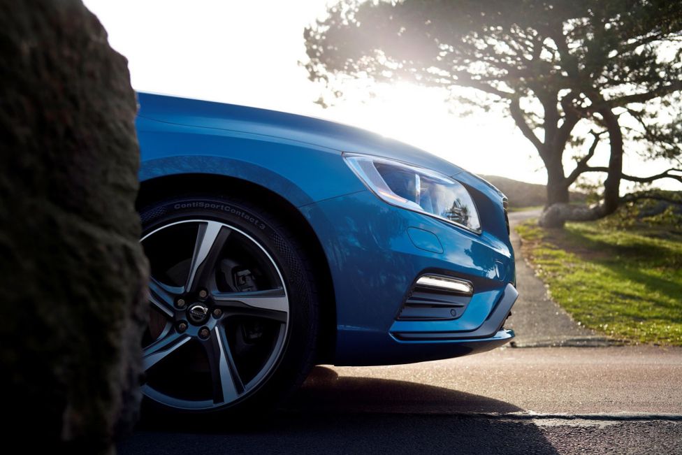 V60 Plug-In Hybrid R-Design