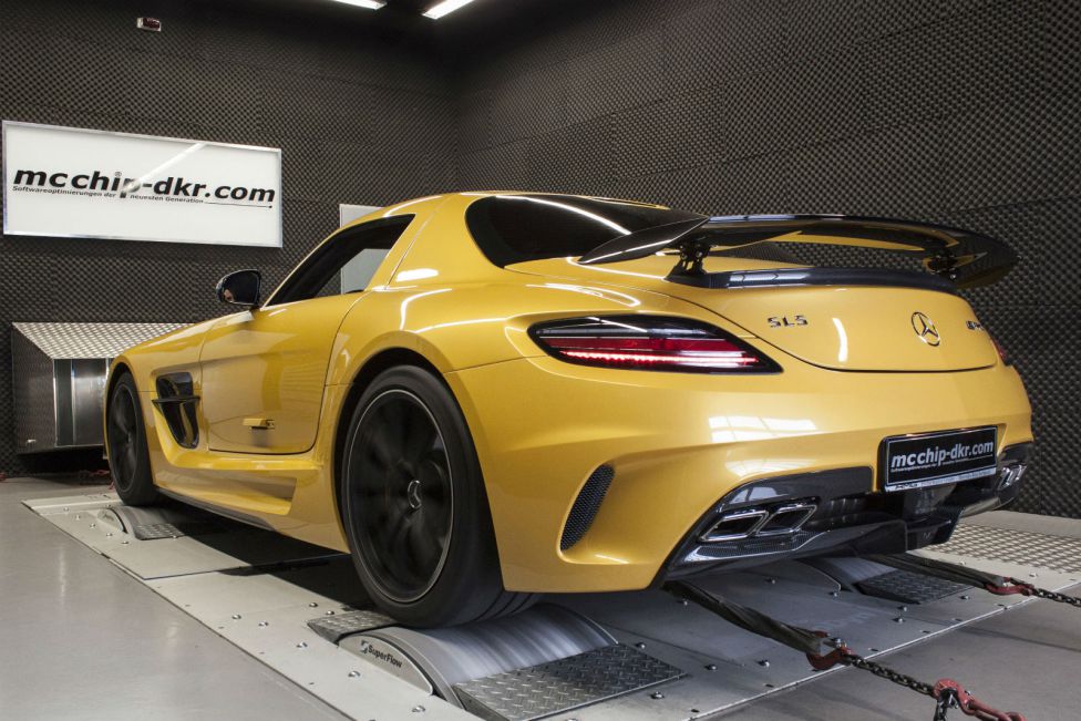 El Mercedes SLS 6.3 AMG Black Series de Mcchip-dkr