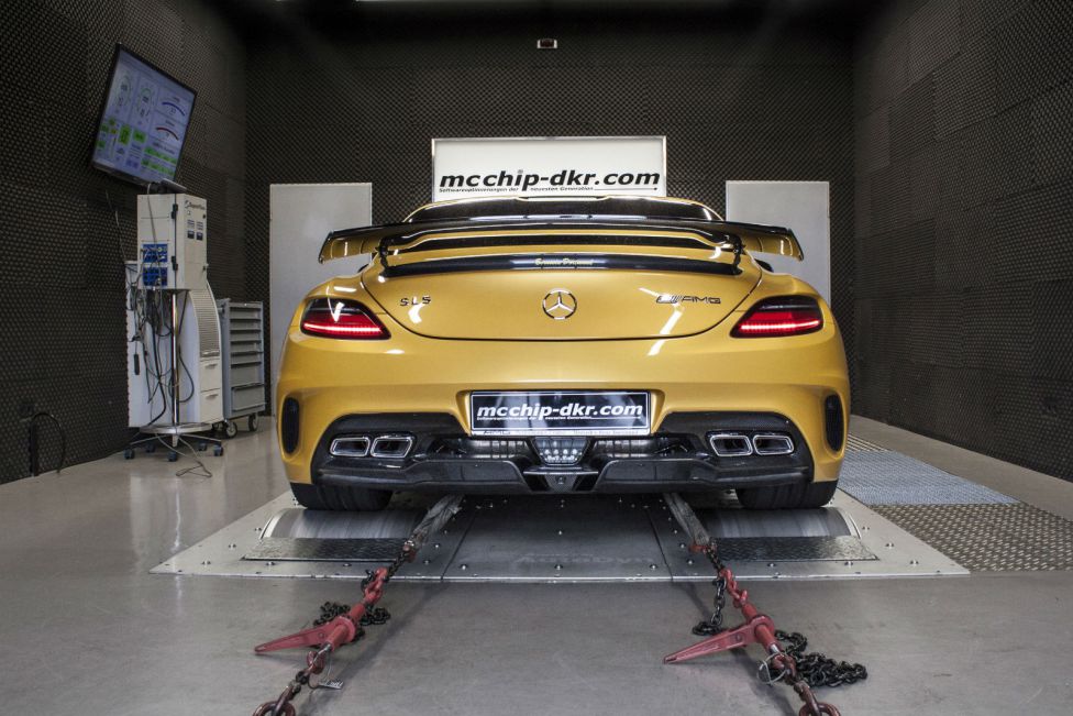 El Mercedes SLS 6.3 AMG Black Series de Mcchip-dkr