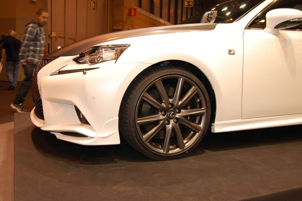 Lexus en el Salón del Automóvil de Madrid 2014