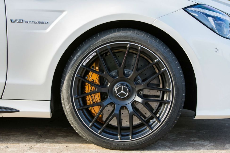 Mercedes CLS63 AMG Coupé y Shooting Brake