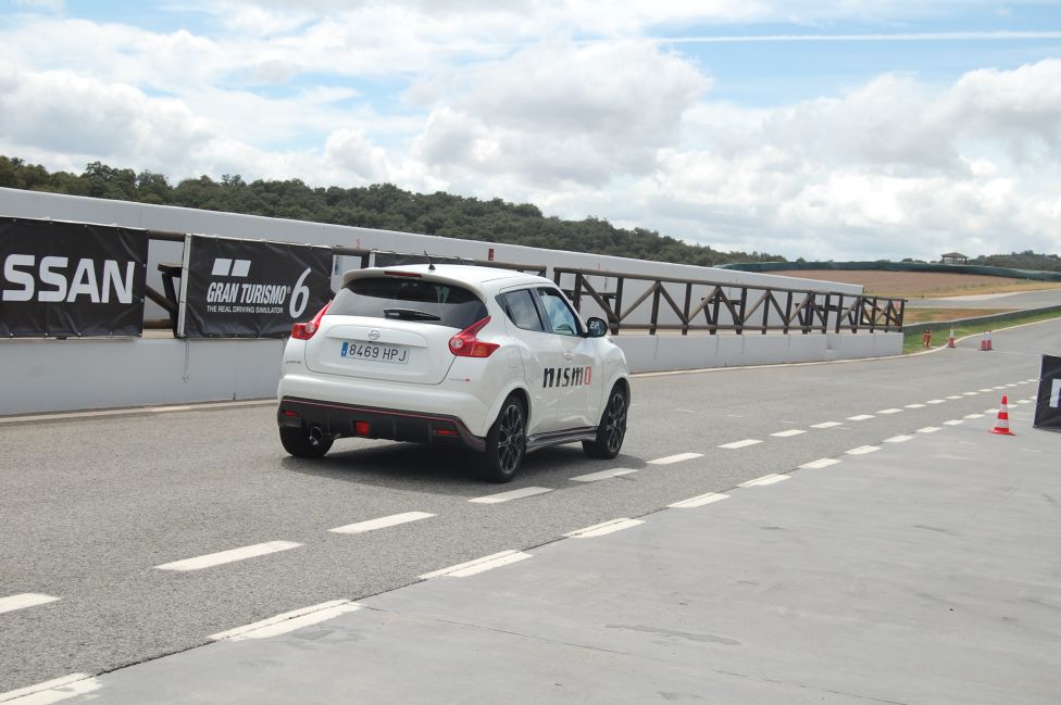 GT Academy: 370Z y Juke Nismo
