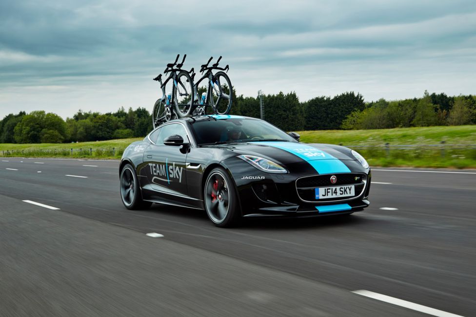 F-Type R Coupé Team Sky