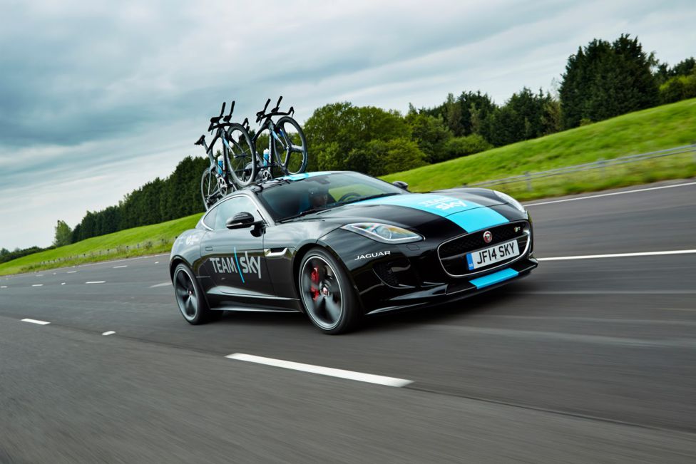 F-Type R Coupé Team Sky