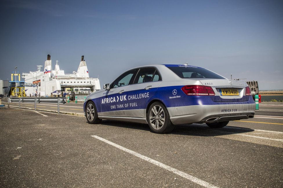 Mercedes E 300 BlueTEC híbrido, de África a Reino Unido