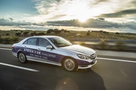 Mercedes E 300 BlueTEC híbrido, de África a Reino Unido