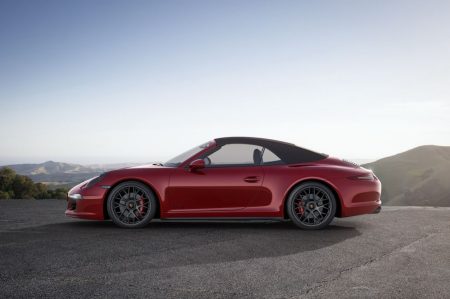 Porsche 911 GTS 2015