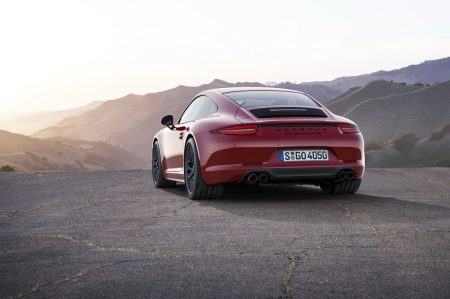 Porsche 911 GTS 2015