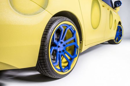 ¿Quién vive en un Toyota Sienna debajo del mar? ¡Bob Esponja!