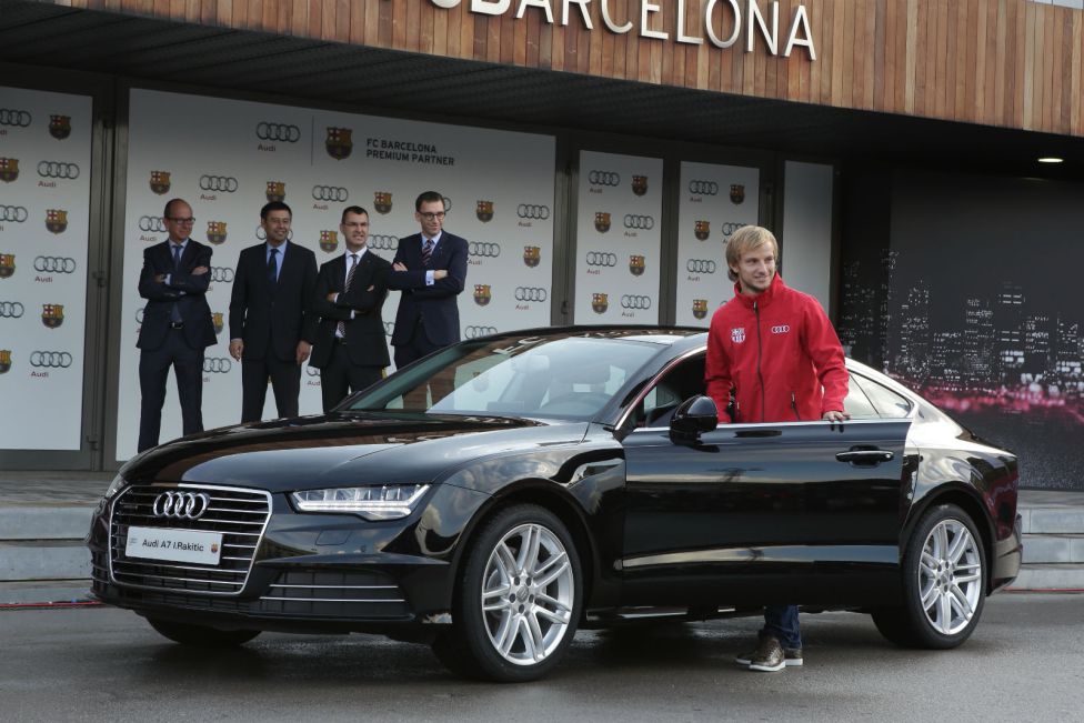 Real Madrid y F.C. Barcelona reciben sus nuevos Audi