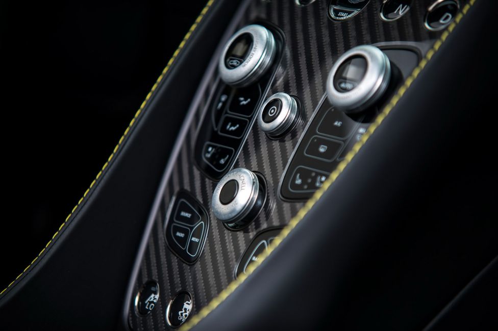 Aston Martin Works 60 Aniversario Vanquish