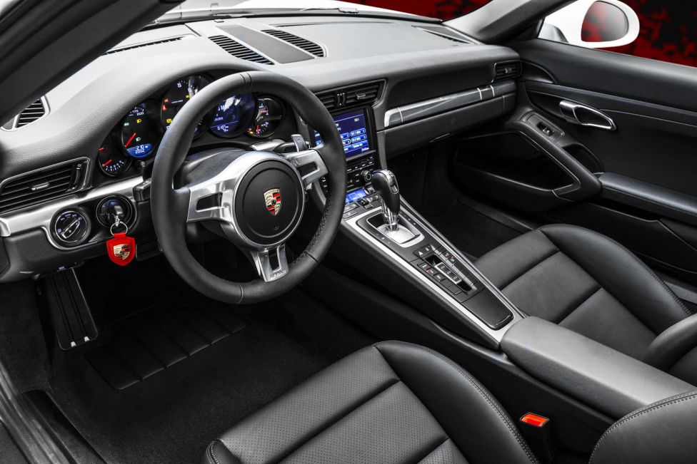 Porsche 911 Adidas NFL