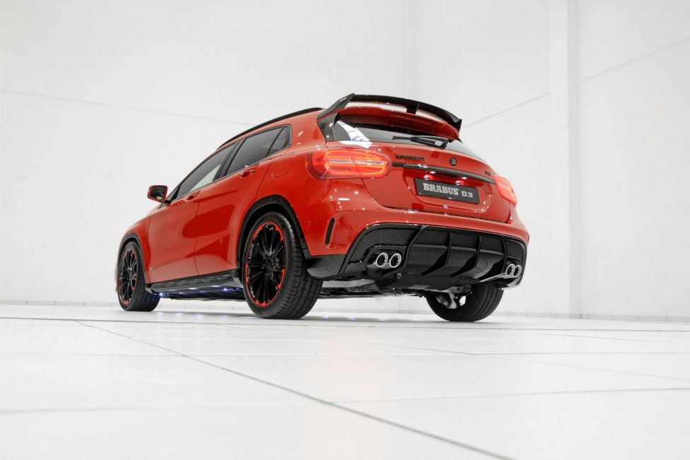 Brabus lleva el Mercedes GLA 45 hasta los 400 CV