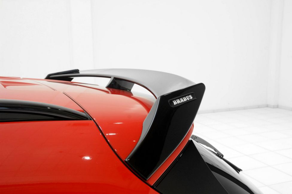 Brabus lleva el Mercedes GLA 45 hasta los 400 CV